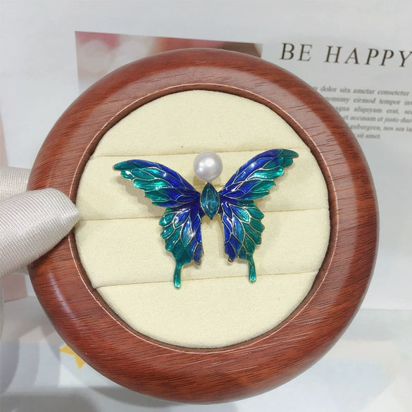 Wholesale Women's Minimalist Alloy Natural Pearl And Freshwater Pearl Brooch With Sapphire Blue Butterfly Design And Electroplating Finish