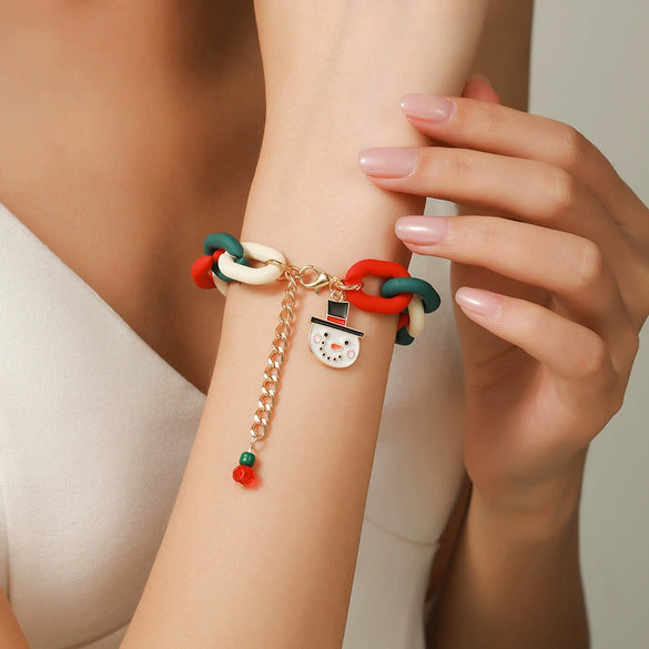 Wholesale Women's Minimalist Christmas Polymer Clay Bracelet With Snowflake And Christmas Tree Pendant