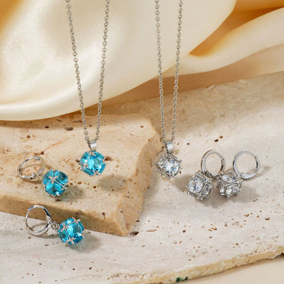 Wholesale Women's Minimalist Copper Silver Necklace Earrings Set With Round Pattern And Electroplating Treatment Sixsided Stone Pendant O Chain