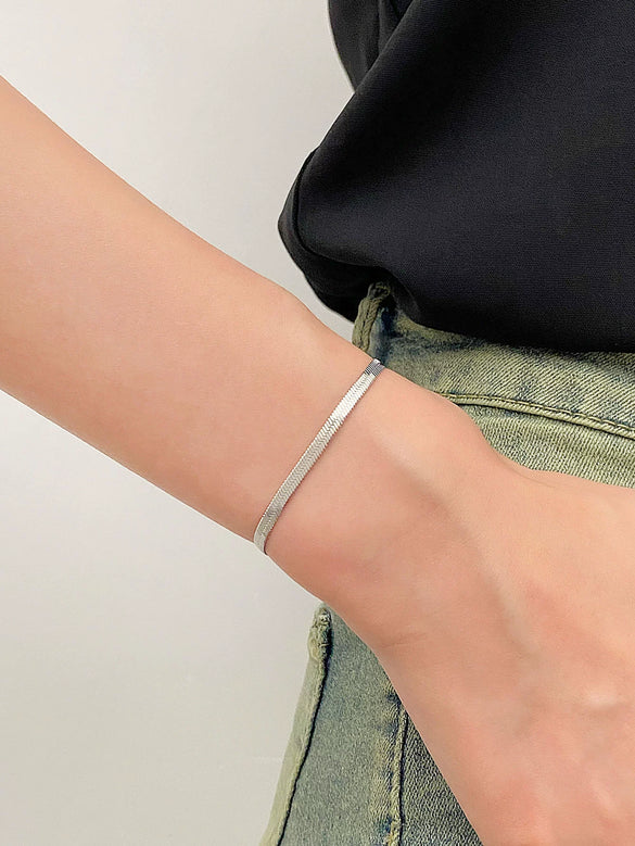 Wholesale Women's Minimalist Geometric Alloy Electroplated Ring Bracelet