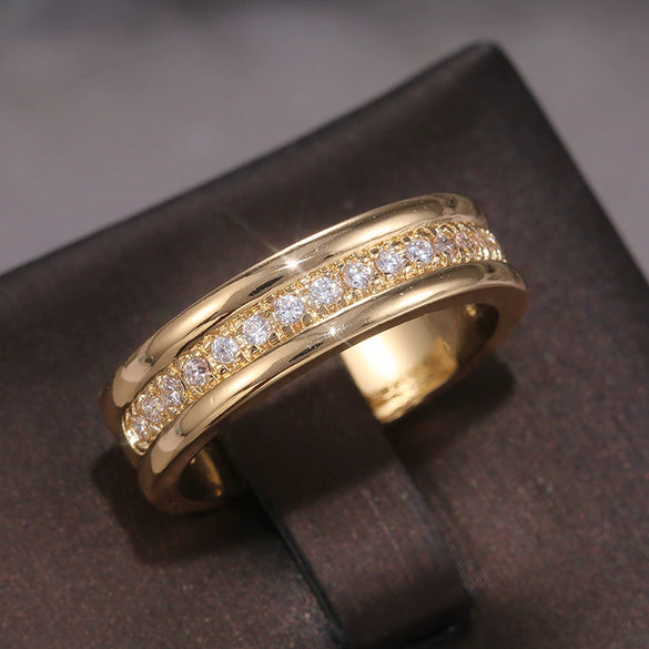 Wholesale Women's Minimalist Geometric Copper Ring Jewelry With Zircon Design