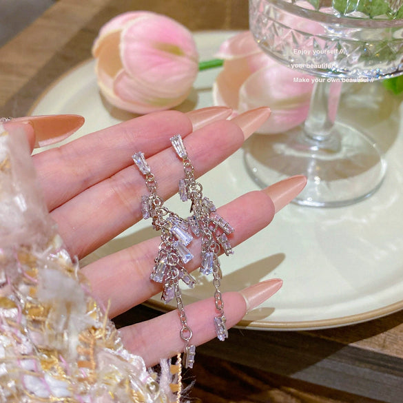 Wholesale Women's Minimalist Geometric Copper Zircon Tassel Long Stud Earrings With 925 Silver Needle And Electroplating