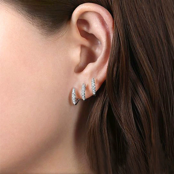 Wholesale Women's Minimalist Geometric Copper Zircon Threeclaw Curved Ear Clip Earrings