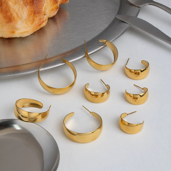 Wholesale Women's Minimalist Geometric Cshaped Wide Hoop Stainless Steel Earrings With Vacuum Real Gold Plating