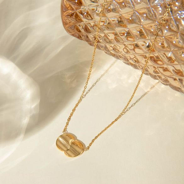 Wholesale Women's Minimalist Geometric Curve Stainless Steel Necklace With Electroplating Design