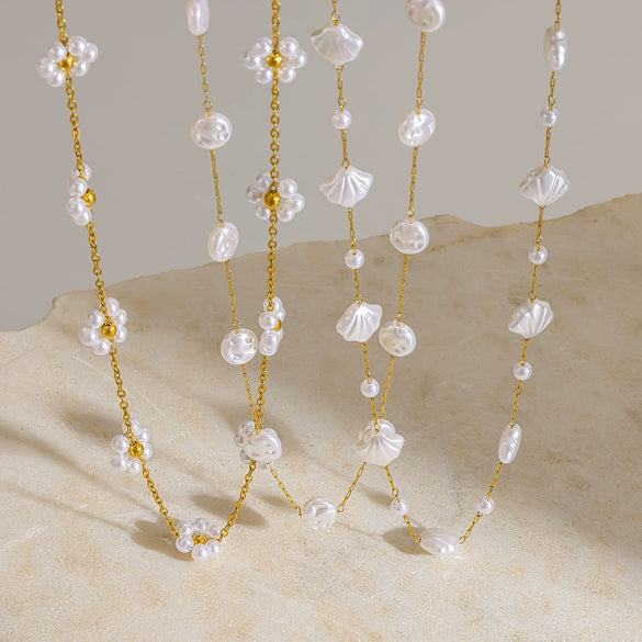 Wholesale Women's Minimalist Geometric Flower Stainless Steel Oshaped Chain Necklace With Vacuum Real Gold Plating