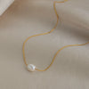 Wholesale Women's Minimalist Geometric Freshwater Pearl Necklace With Stainless Steel Snake Chain Real Gold Plated In The Furnace
