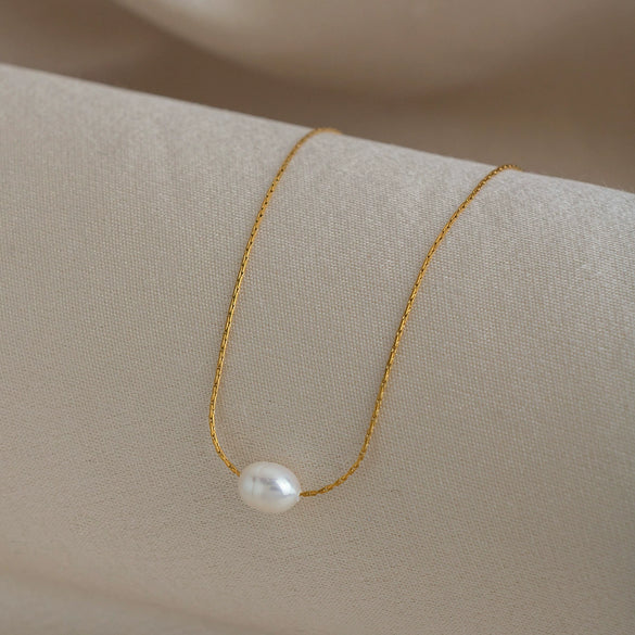 Wholesale Women's Minimalist Geometric Freshwater Pearl Necklace With Stainless Steel Snake Chain Real Gold Plated In The Furnace