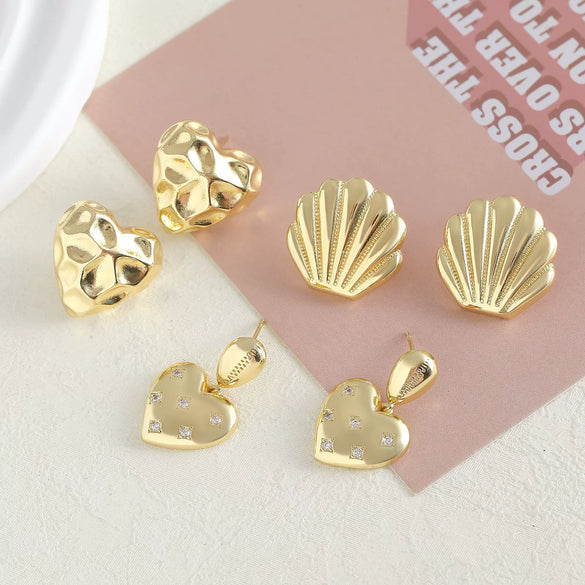Wholesale Women's Minimalist Geometric Heartshaped Copper Earrings With Electroplating