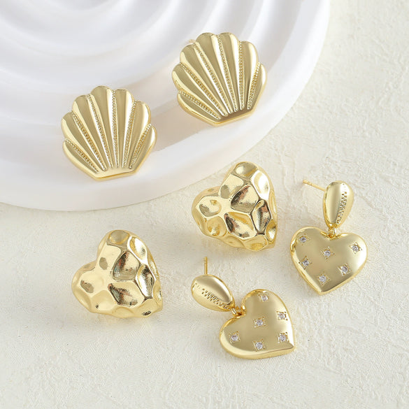 Wholesale Women's Minimalist Geometric Heartshaped Copper Earrings With Electroplating