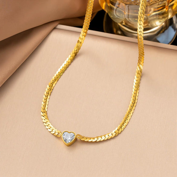Wholesale Women's Minimalist Geometric Heartshaped 18K Real Gold Plated Titanium Steel Whip Chain Necklace