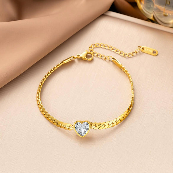 Wholesale Women's Minimalist Geometric Heartshaped 18K Real Gold Plated Titanium Steel Whip Chain Necklace