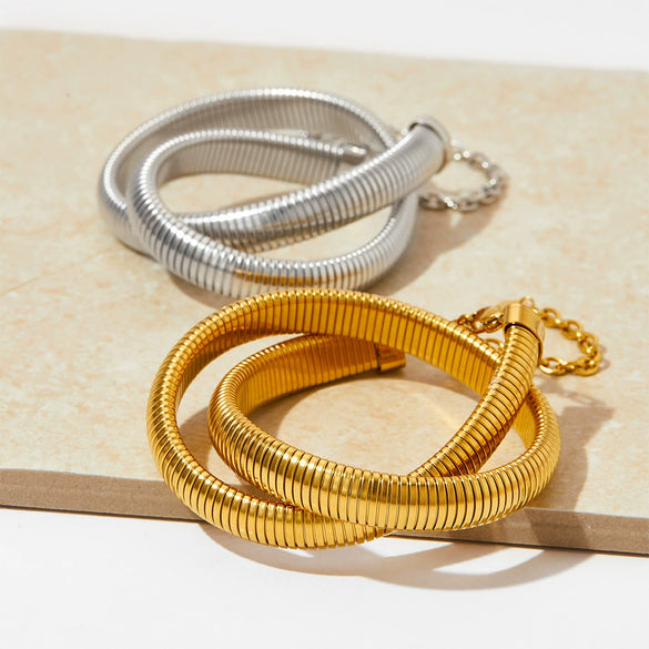 Wholesale Women's Minimalist Geometric Stainless Steel And Titanium Steel Snake Bone Chain Necklace
