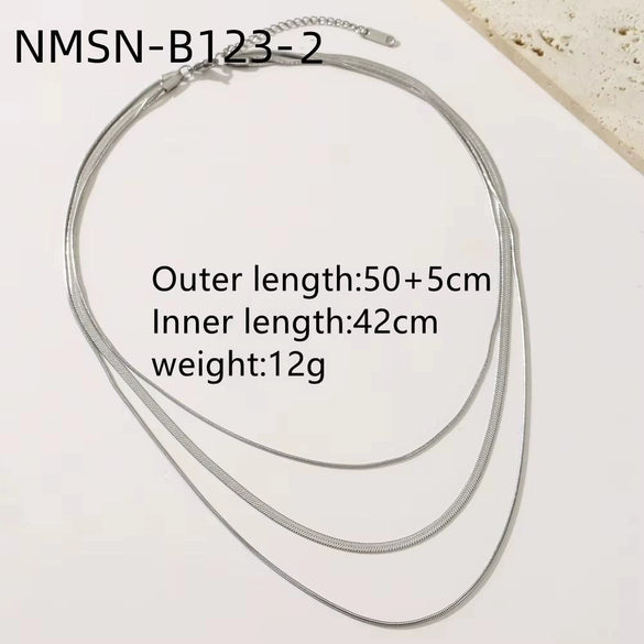 Wholesale Women's Minimalist Geometric Stainless Steel Electroplated Snake Bone Necklace