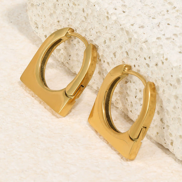 Wholesale Women's Minimalist Geometric Stainless Steel Electroplated Trapezoidal Ear Clips