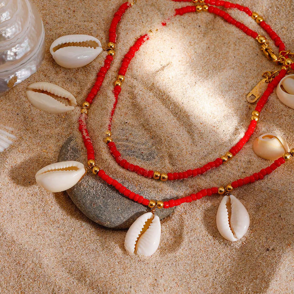 Wholesale Women's Minimalist Geometric Stainless Steel Jewelry With Electroplating And Red Rice Ball Steel Ball Teeth Shell Chain Design