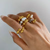 Wholesale Women's Minimalist Geometric Stainless Steel Pearl Ring With Electroplating