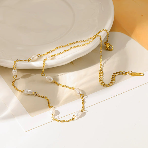 Wholesale Women's Minimalist Geometric Stainless Steel Real Gold Plated Necklace
