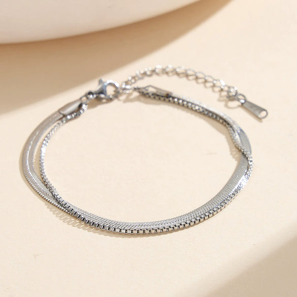 Wholesale Women's Minimalist Geometric Stainless Steel Snake Bone Chain Anklet