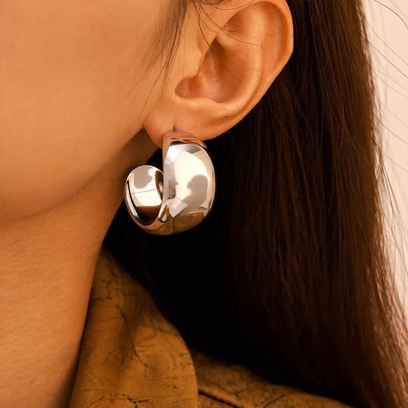 Wholesale Women's Minimalist Geometric Titanium Steel Electroplated Cshaped Wide Glaze Earrings