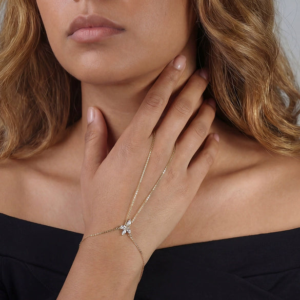 Wholesale Women's Minimalist Geometric Zircon Silver Fingerlink Bracelet