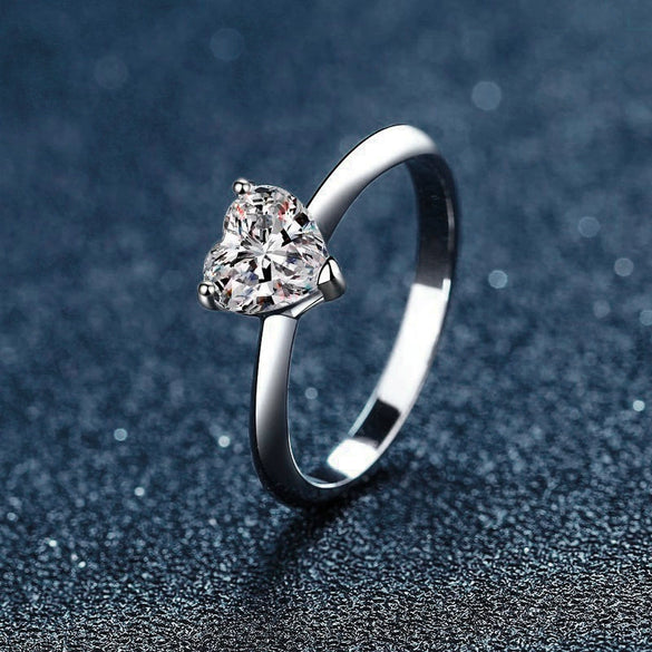 Wholesale Women's Minimalist Heart Shape Moissanite Diamond Ring 925 Sterling Silver
