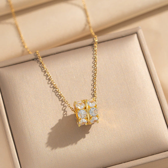 Wholesale Women's Minimalist Light Luxury Cross Chain Necklace With Gold Plated Copper Zircon Pendant And Titanium Steel Chain