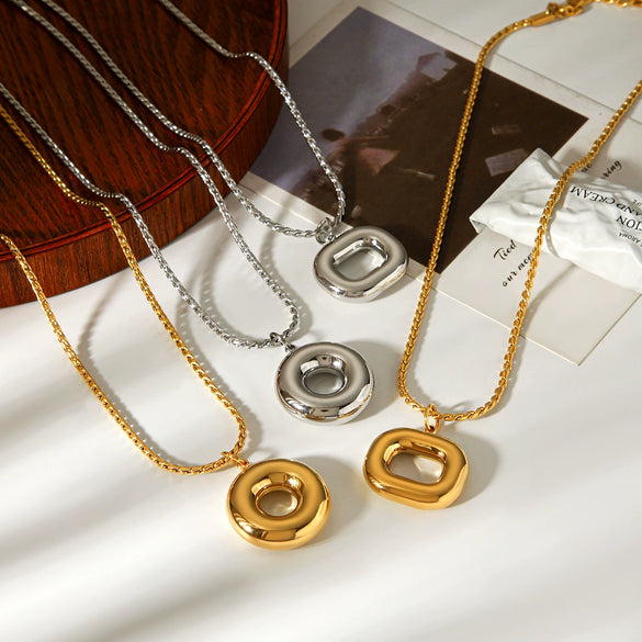 Wholesale Women's Minimalist Luxury Ins Style Geometric Stainless Steel Electroplated Pendant Necklaces With Twist Chain