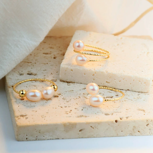 Wholesale Women's Minimalist Natural Freshwater Pearl Geometric Ring 18K Gold Plated