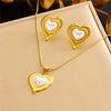 Wholesale Women's Minimalist Natural Round Pearl Diamond Twist Chain Stainless Steel Necklace With Electroplating