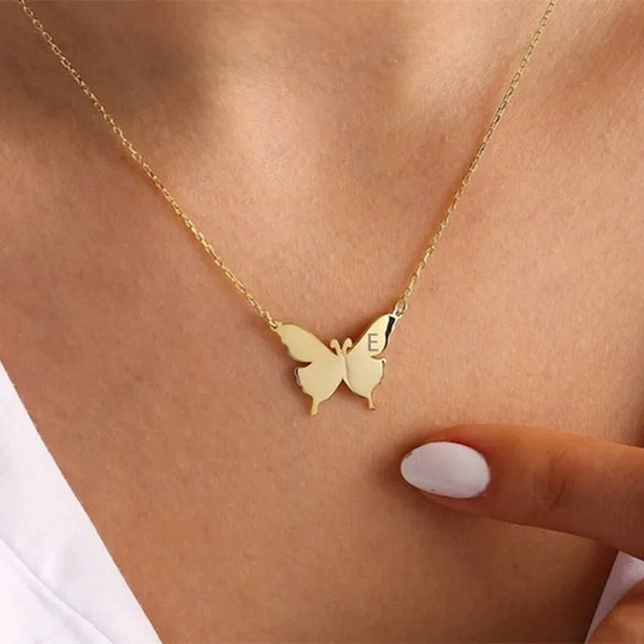Wholesale Women's Minimalist Stainless Steel And Copper Golden Micropaved Butterfly Necklace
