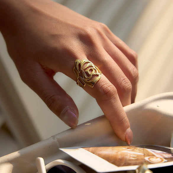 Wholesale Women's Minimalist Stainless Steel Rose Flower Open Ring With Pvd Furnace Vacuum Real Gold Plating