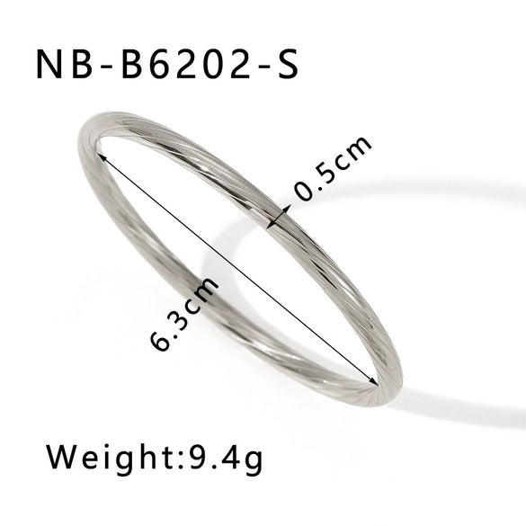 Wholesale Women's Minimalist Thread Design Hollow Bracelet In Stainless Steel With 18K Furnace Vacuum Plating
