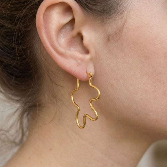 Wholesale Women's Minimalist Ushaped Stainless Steel Earrings With Pvd Furnace Vacuum Real Gold Plating