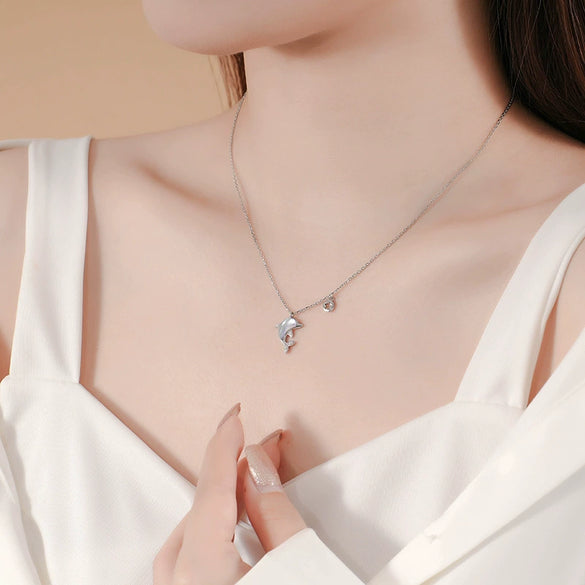 Wholesale Women's Mori Style Animal Pattern Inlaid Moonstone 925 Sterling Silver Cross Chain Necklace