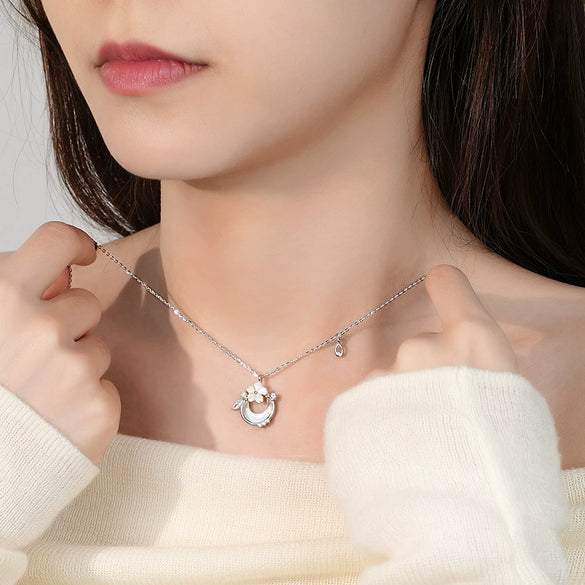 Wholesale Women's Mori Style Cherry Blossom Geometric Flower Inlaid Zircon S925 Sterling Silver Rotating Necklace
