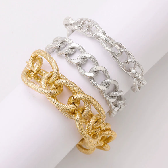 Wholesale Women's Multilayer Retro Alloy Geometric Bracelet With Electroplating