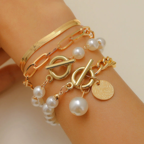 Wholesale Women's Multilayer Retro Alloy Geometric Bracelet With Electroplating