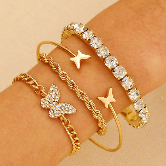 Wholesale Women's Multilayer Retro Alloy Geometric Bracelet With Electroplating