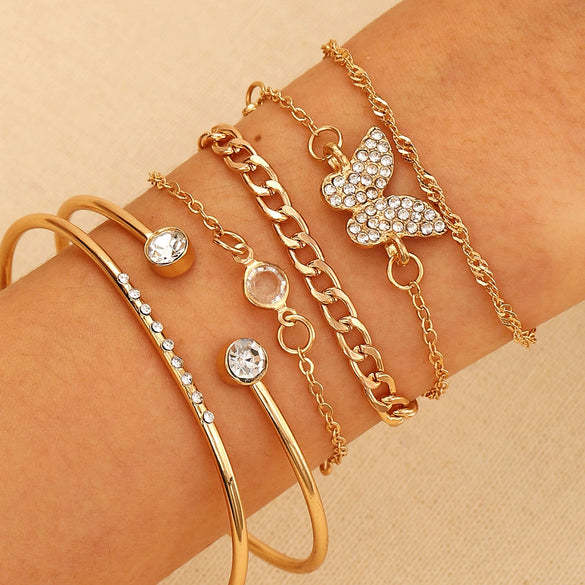 Wholesale Women's Multilayer Retro Alloy Geometric Bracelet With Electroplating