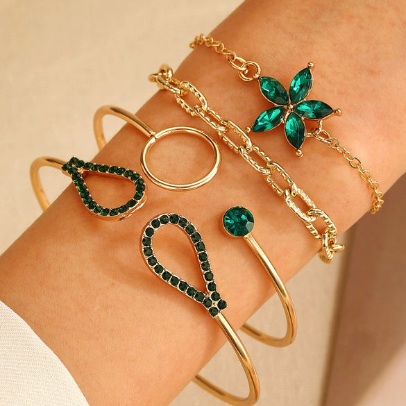 Wholesale Women's Multilayer Retro Alloy Geometric Bracelet With Electroplating