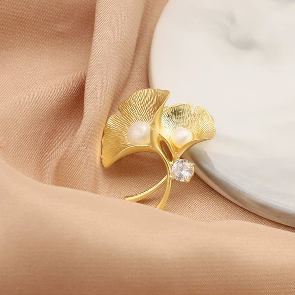 Wholesale Women's Natural Freshwater Pearl Brooch With Ginkgo Leaf Design Rhombus Pattern Matte Gold Frosted Electroplated For Elegant Suit Accessories