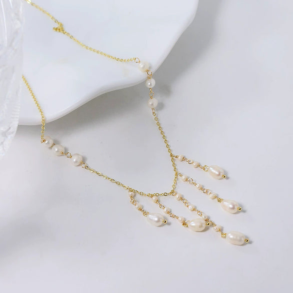 Wholesale Women's Natural Freshwater Pearl Copper Necklace With Geometric Pattern And Electroplating Treatment Minimalist Style