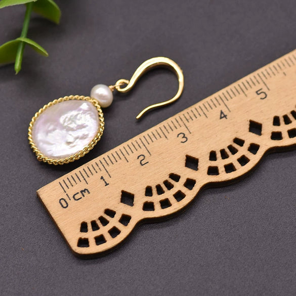 Wholesale Women's Natural Freshwater Pearl Drop Shaped Earrings With Electroplating Treatment