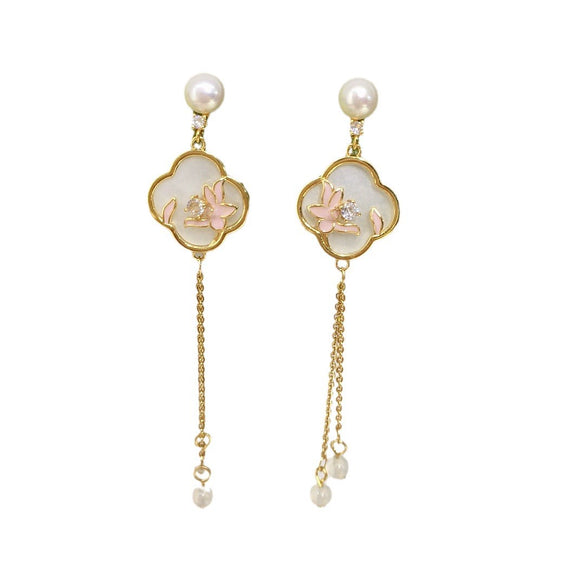 Wholesale Women's Natural Freshwater Pearl Earrings In S925 Sterling Silver With Round Shape