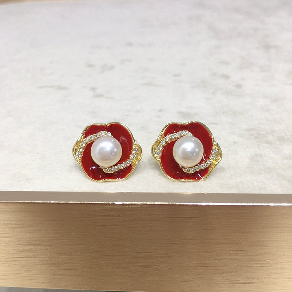 Wholesale Women's Natural Freshwater Pearl Earrings With Alloy Inlaid Artificial And Semiprecious Stones In Oblate Shape