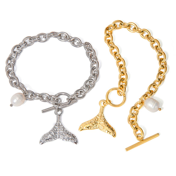 Wholesale Women's Natural Freshwater Pearl Fishtail Bracelet In Stainless Steel With Geometric Pattern French Retro Style