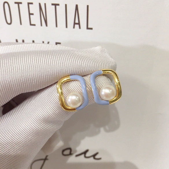 Wholesale Women's Natural Freshwater Pearl Geometric Square Oil Drop Earrings 18K Goldfilled Light Luxury Highend Style
