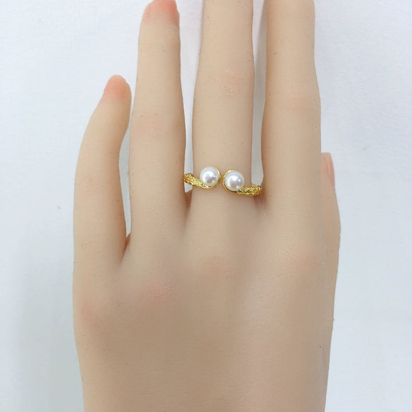 Wholesale Women's Natural Freshwater Pearl Ring Copper With 18K Real Gold Electroplating Flat Round And Rose Buns Round Shape