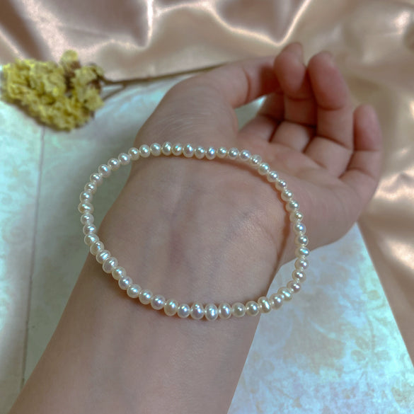 Wholesale Women's Natural Freshwater Pearl Stretch Bracelet With Elastic Cord Nearly Round Shape Simple Style